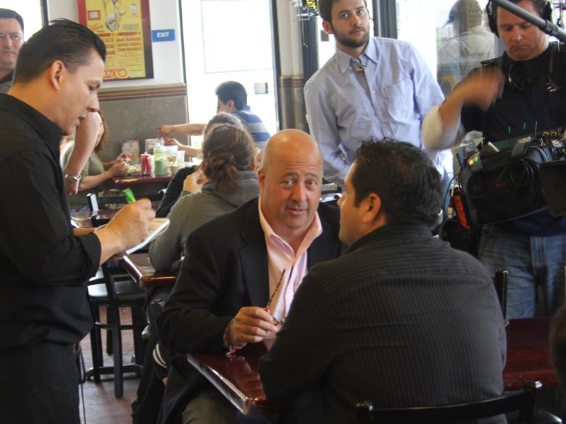 Andrew Zimmern visits Aqui es Texcoco